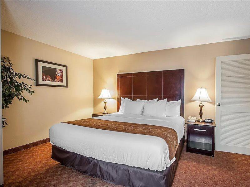 La Quinta Inn & Suites By Wyndham Memphis I-240 Екстер'єр фото