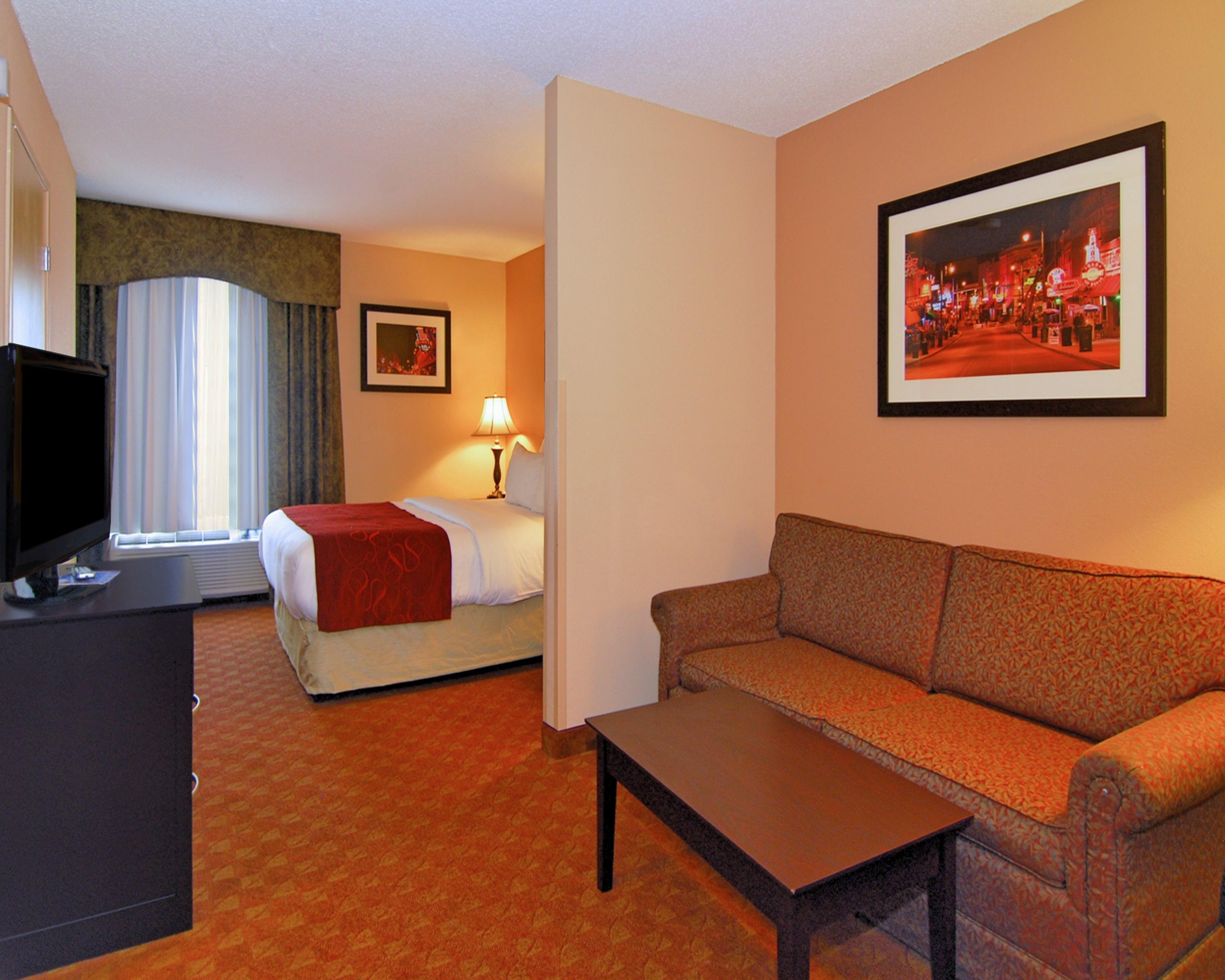 La Quinta Inn & Suites By Wyndham Memphis I-240 Екстер'єр фото