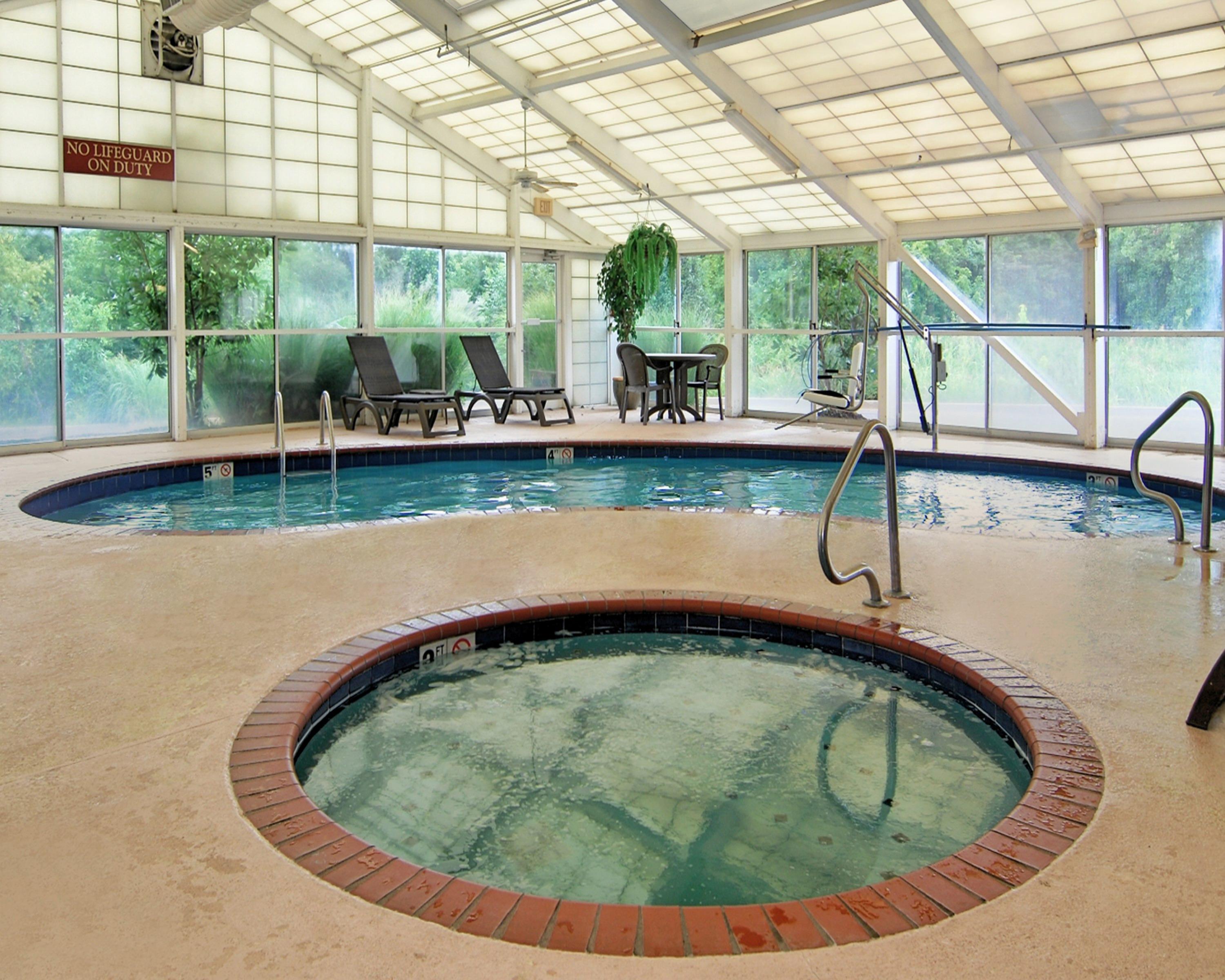 La Quinta Inn & Suites By Wyndham Memphis I-240 Екстер'єр фото