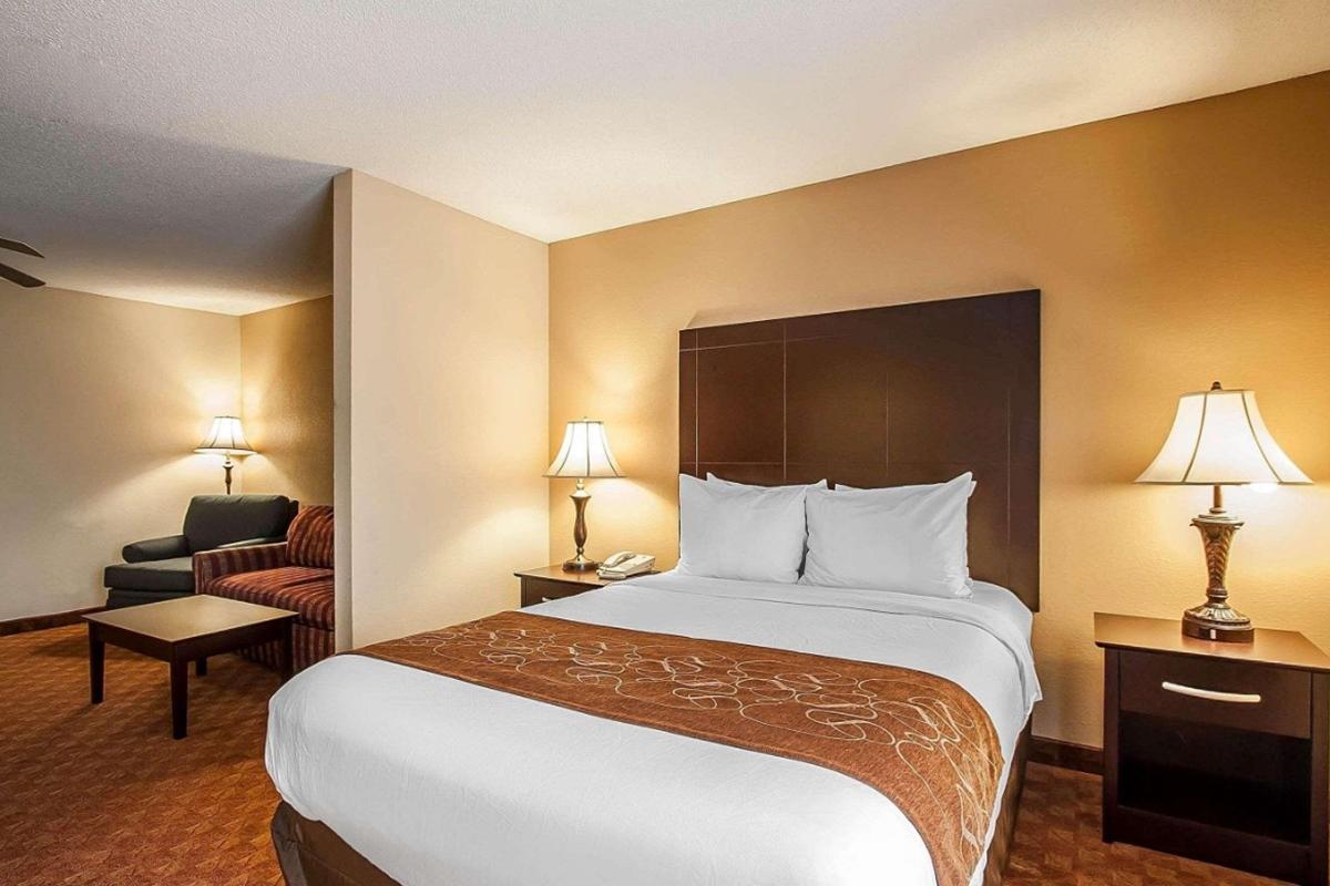 La Quinta Inn & Suites By Wyndham Memphis I-240 Екстер'єр фото
